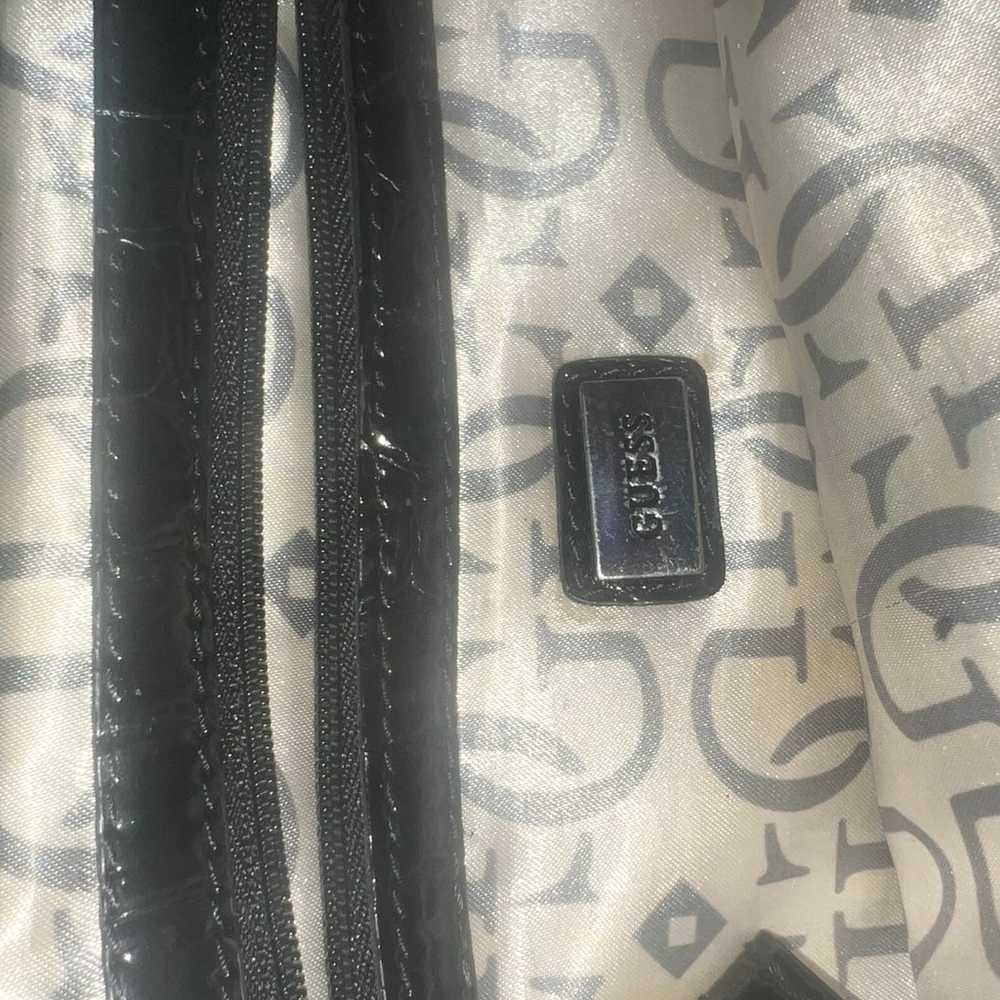 VINTAGE SHINY BLACK LARGE GUESS PURSE - image 5