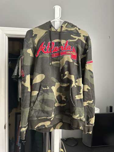 Pro Standard Braves Camo Hoodie