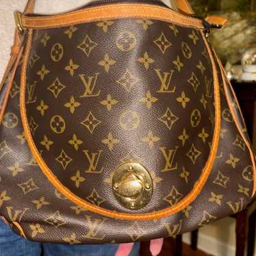 Louis Vuitton crossbody bag