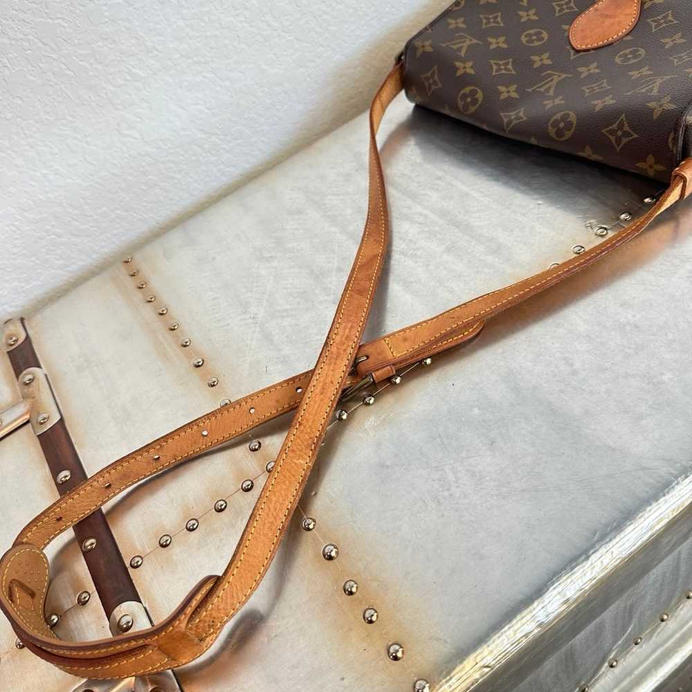 Louis Vuitton Saint Cloud GM Monogram Crossbody B… - image 10