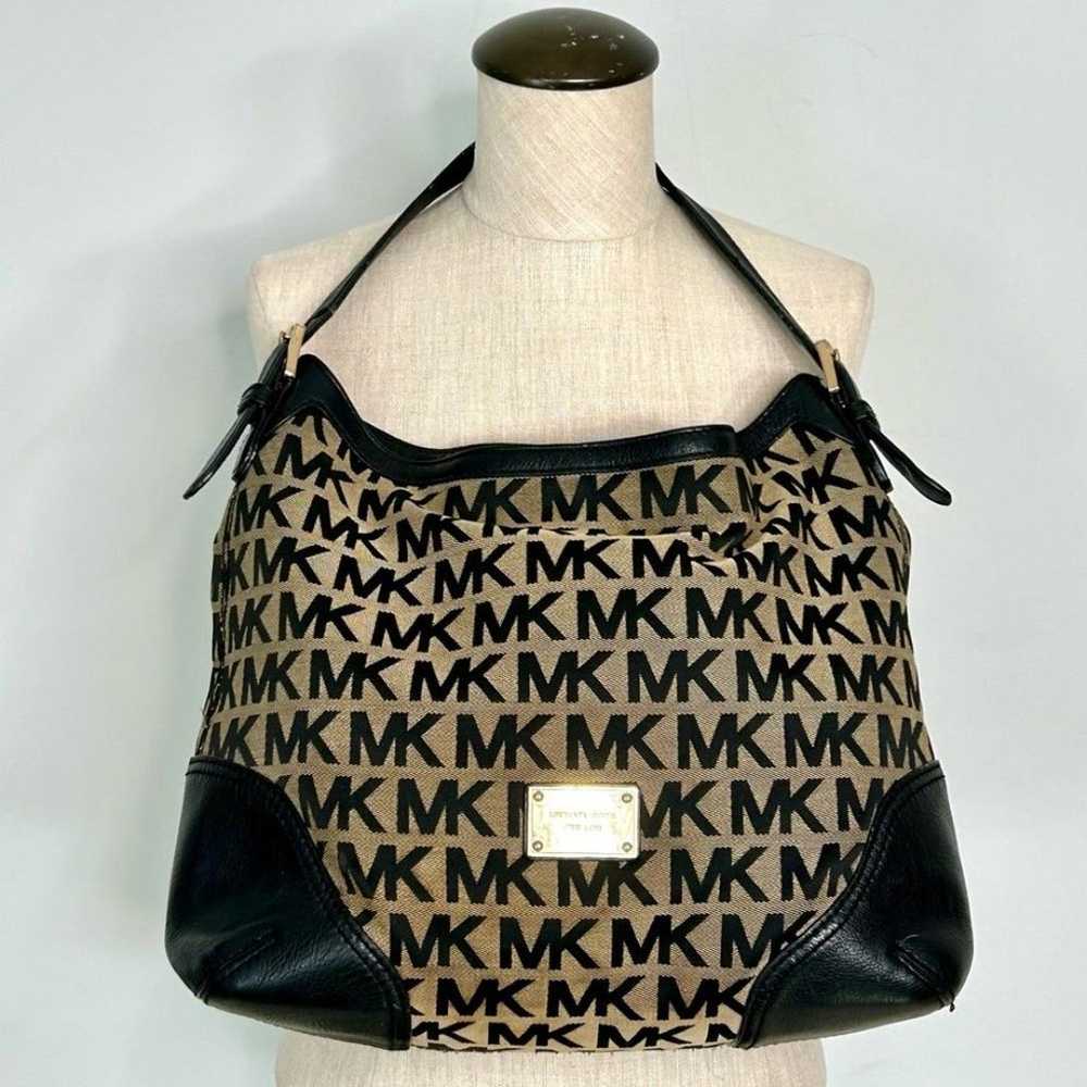 Michael Kors Millbrook Signature Hobo Bag Black L… - image 11