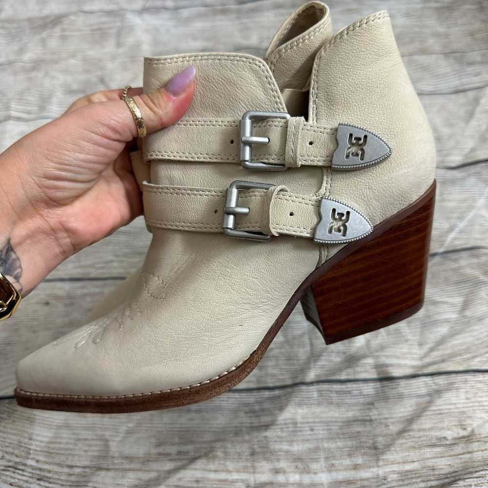 NWOT Sam Edelman Windsor Ankle Boots - image 4