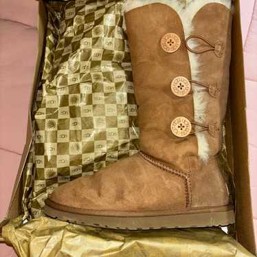 UGG Bailey Triple Button Chestnut