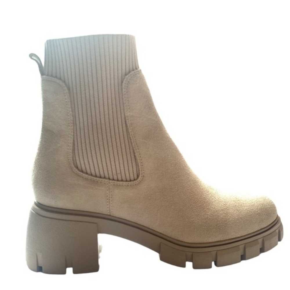 Steve Madden Hayle Platform Chelsea Boot NWOT Wom… - image 3