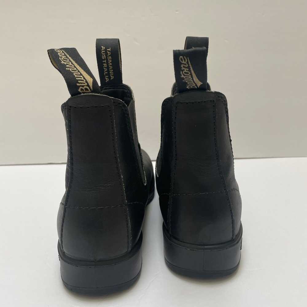 Black leather Blundstone Chelsea boots - image 6