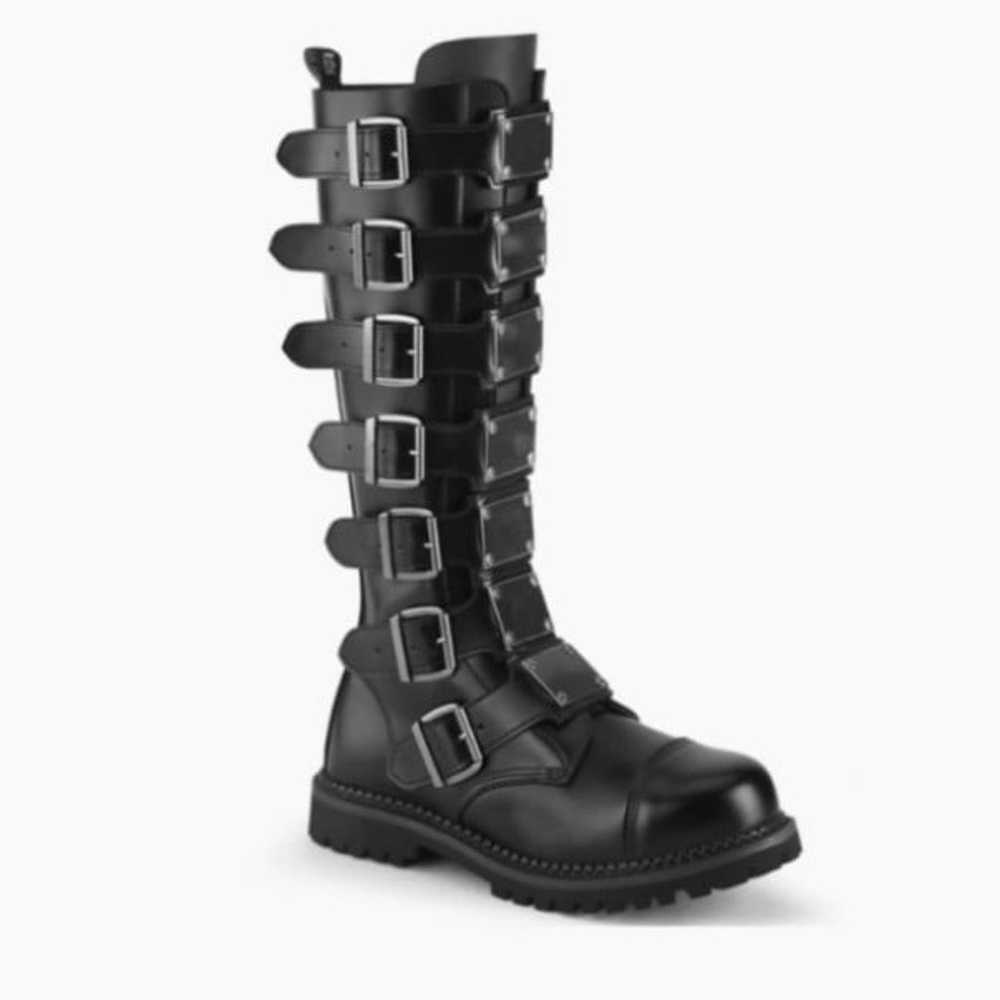 Demonia Roit 21MP Boots - image 1