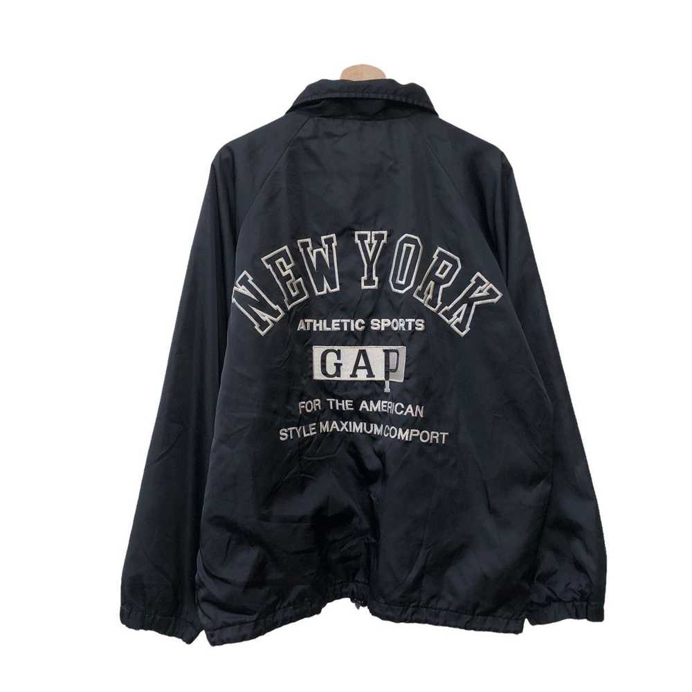 Gap × Streetwear × Vintage GAP SPELLOUT EMBROIDER… - image 2