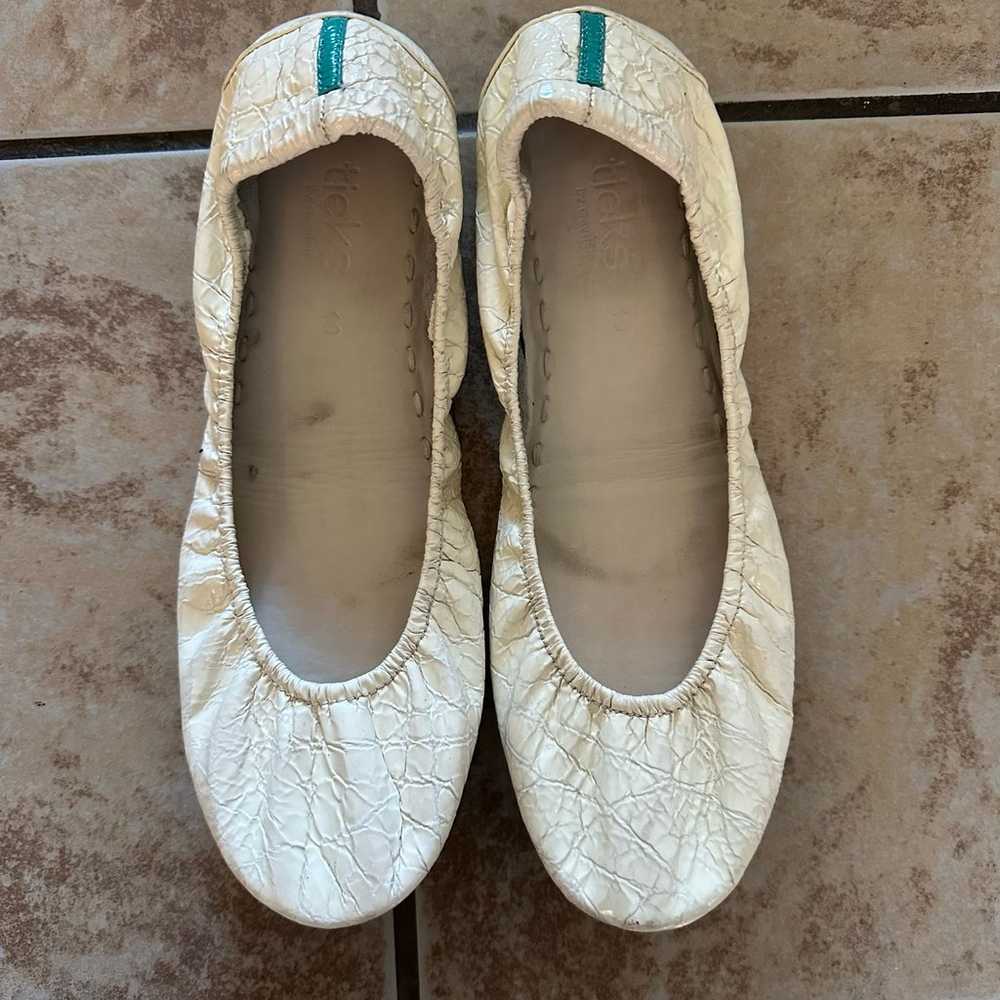 Tieks by Gavrieli White Croc Print Patent Leather… - image 11