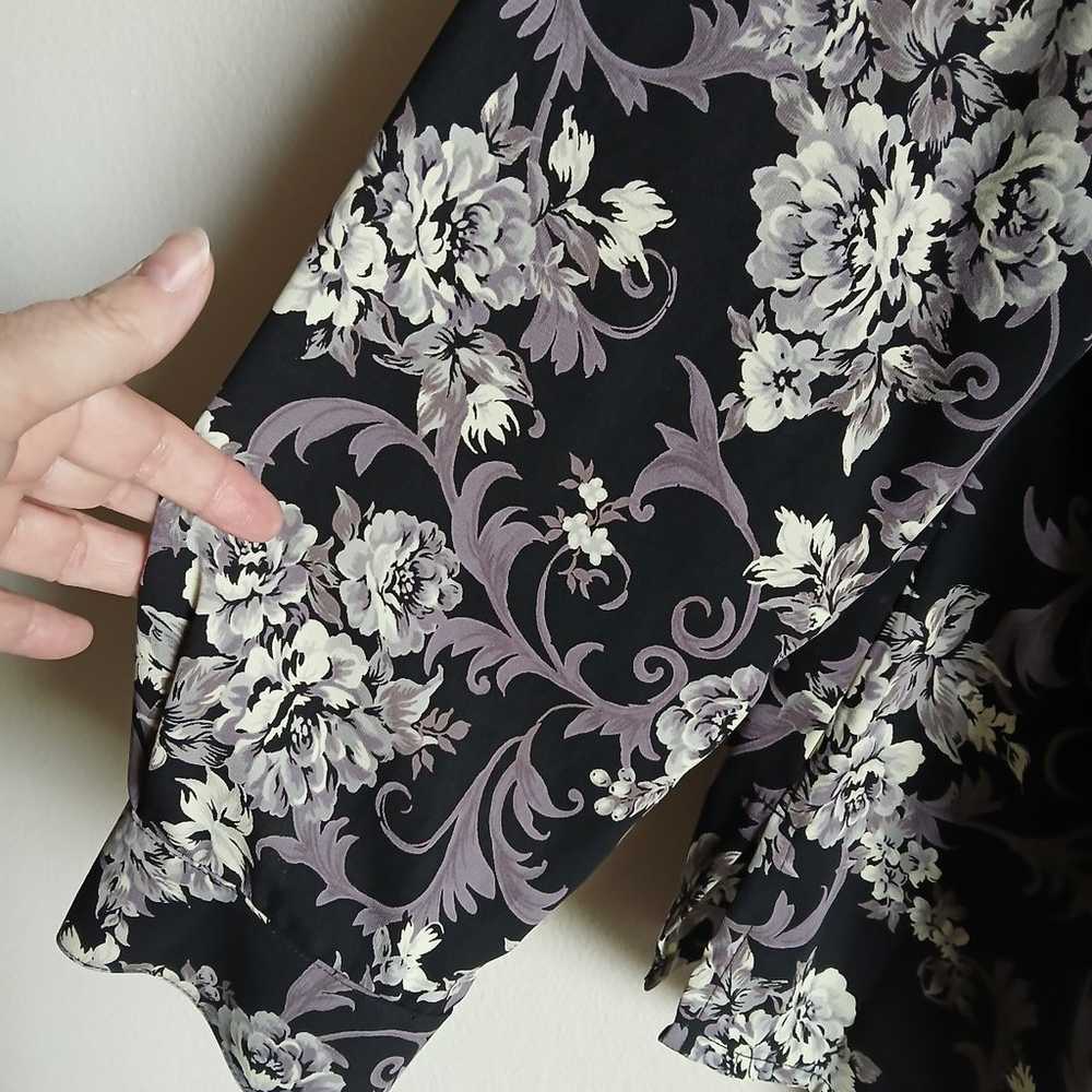 Covington Woman 16W Black Floral Blouse....v21 - image 7