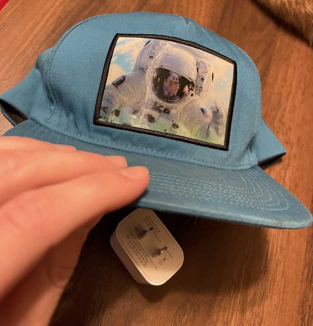 Supreme Supreme Astronaut Hologram Teal 5 Panel F… - image 6