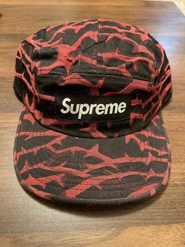 Supreme Supreme Thorn Camp Cap Black Red FW18