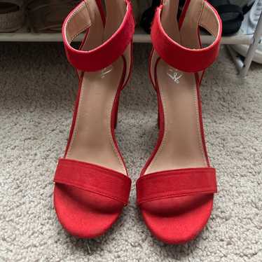 Windsor red heels