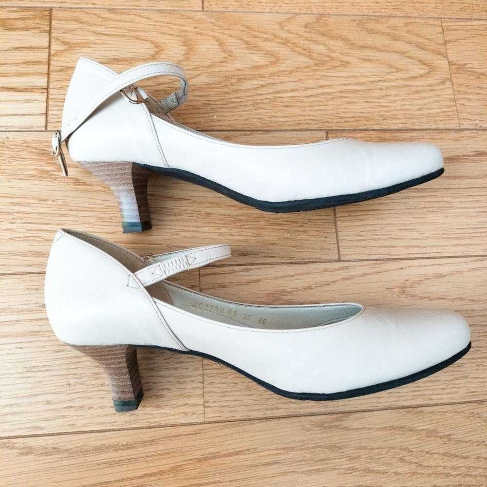 GIRO ◆ Strap-Back Pumps ◆ Beige ◆ 23.0cm EE - image 4