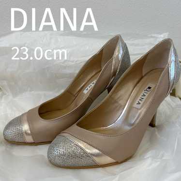 [23.0cm] Diana Round Toe Combination Pumps