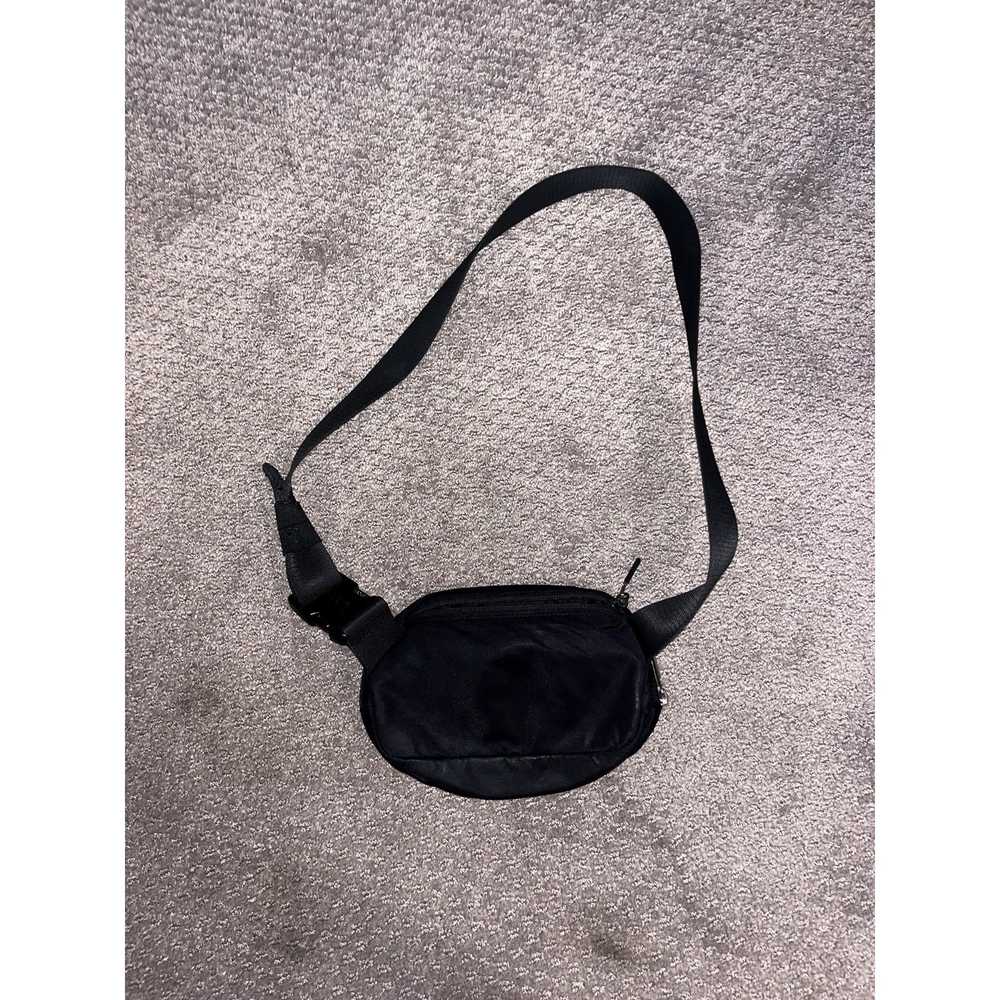 Lululemon lululemon Everywhere Belt Bag 1L - image 2