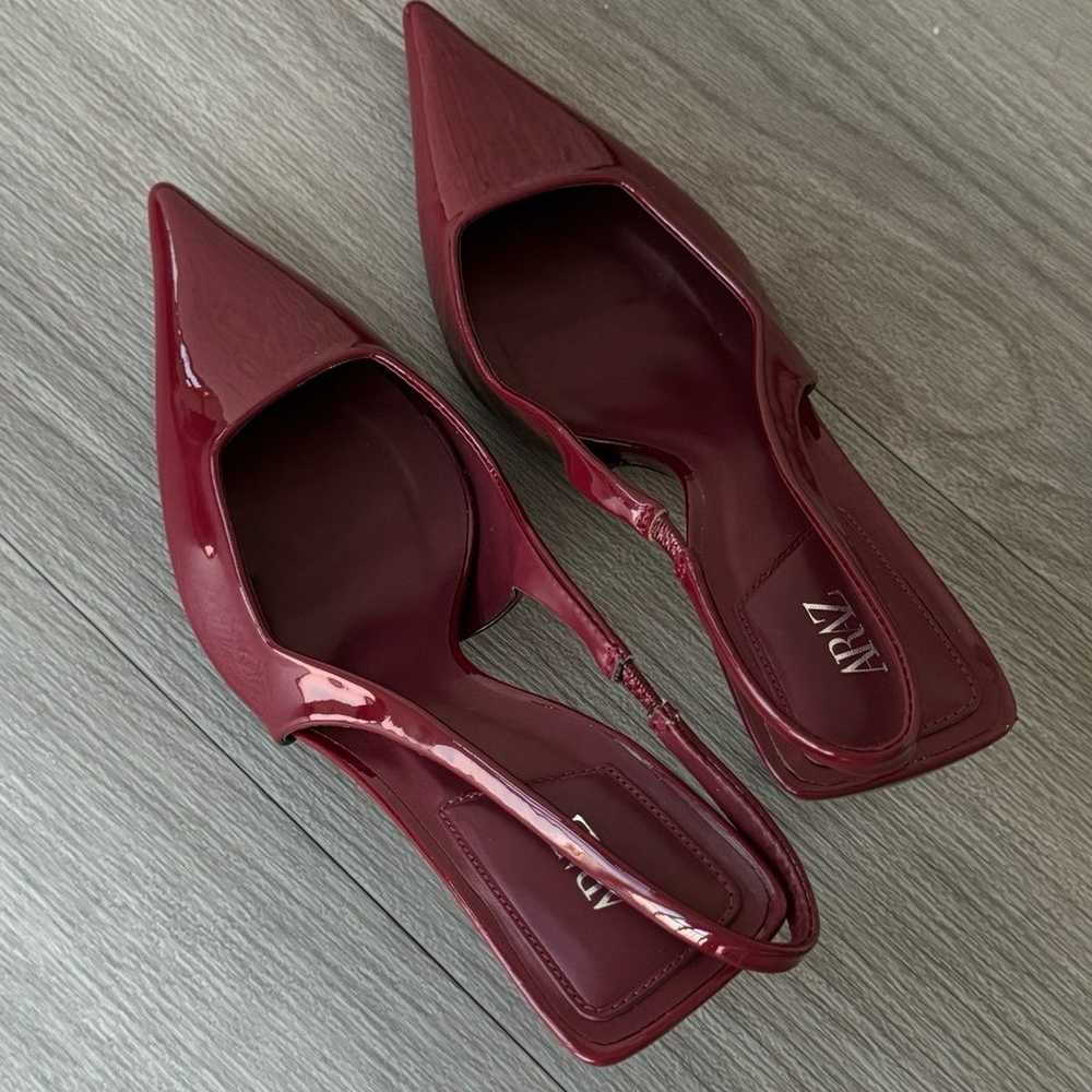 Stylish burgundy heels - image 6