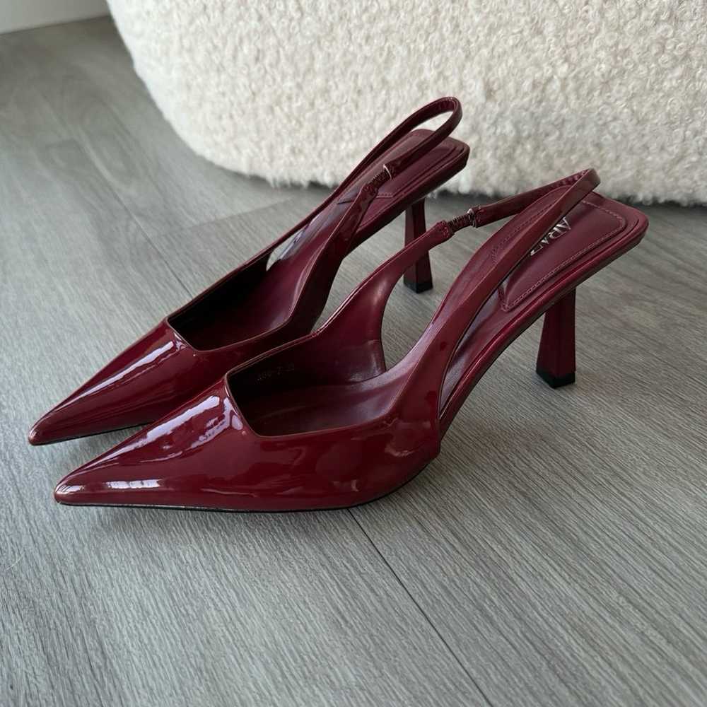 Stylish burgundy heels - image 9