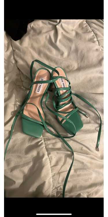 Steve Madden Green Lace up heels