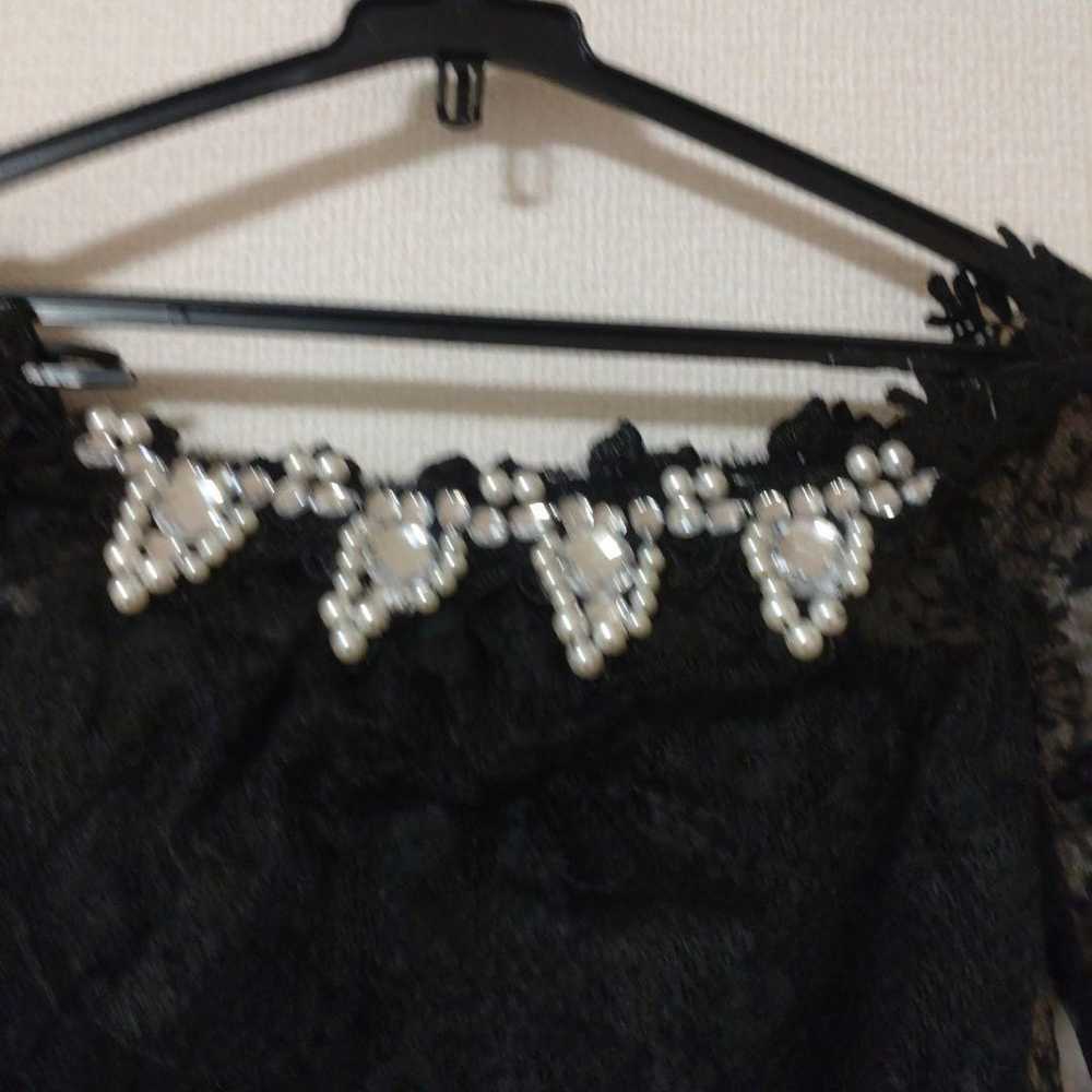 Black lace mini dress with beading. - image 2