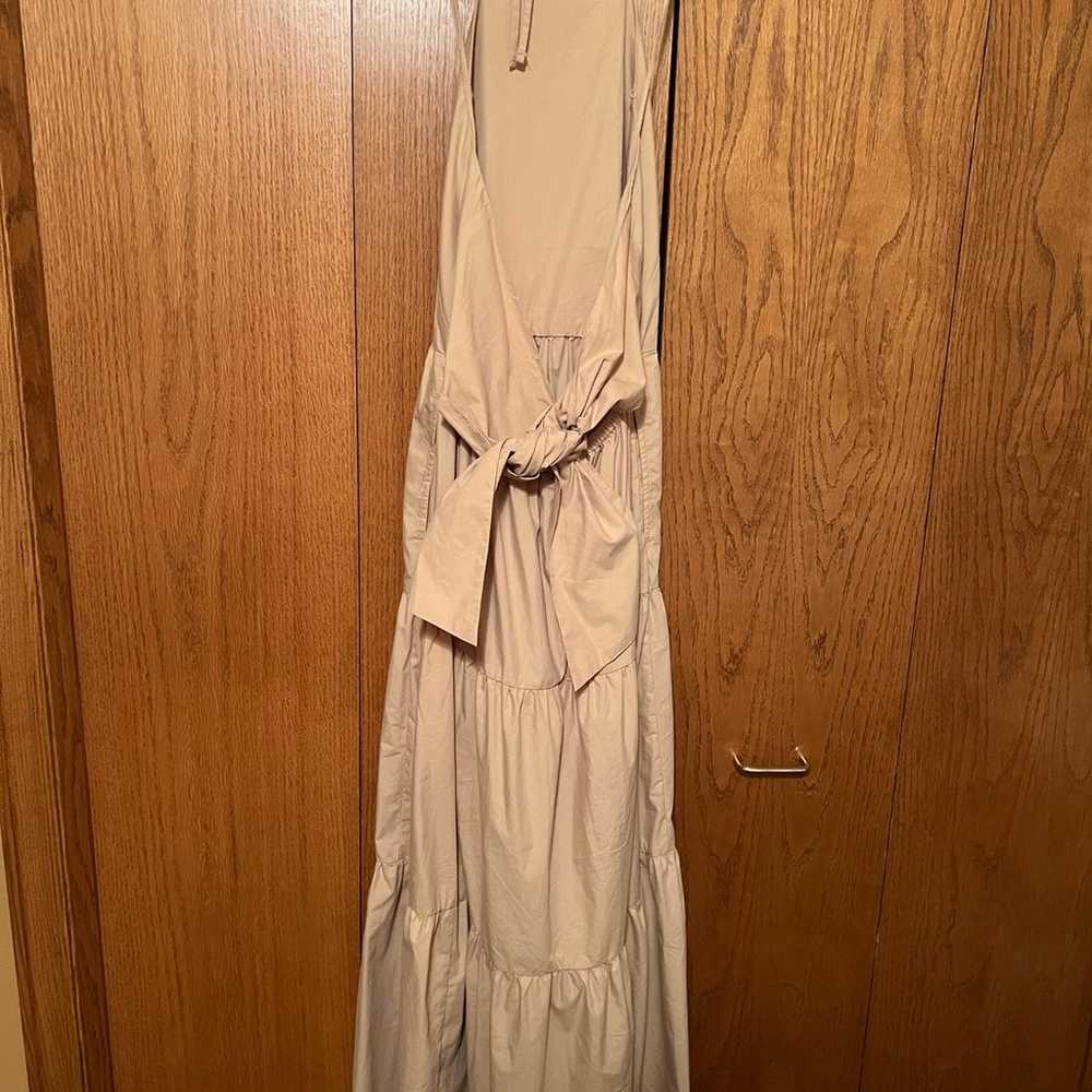 NWOT New Gap Tieback halter maxi dress pockets be… - image 2