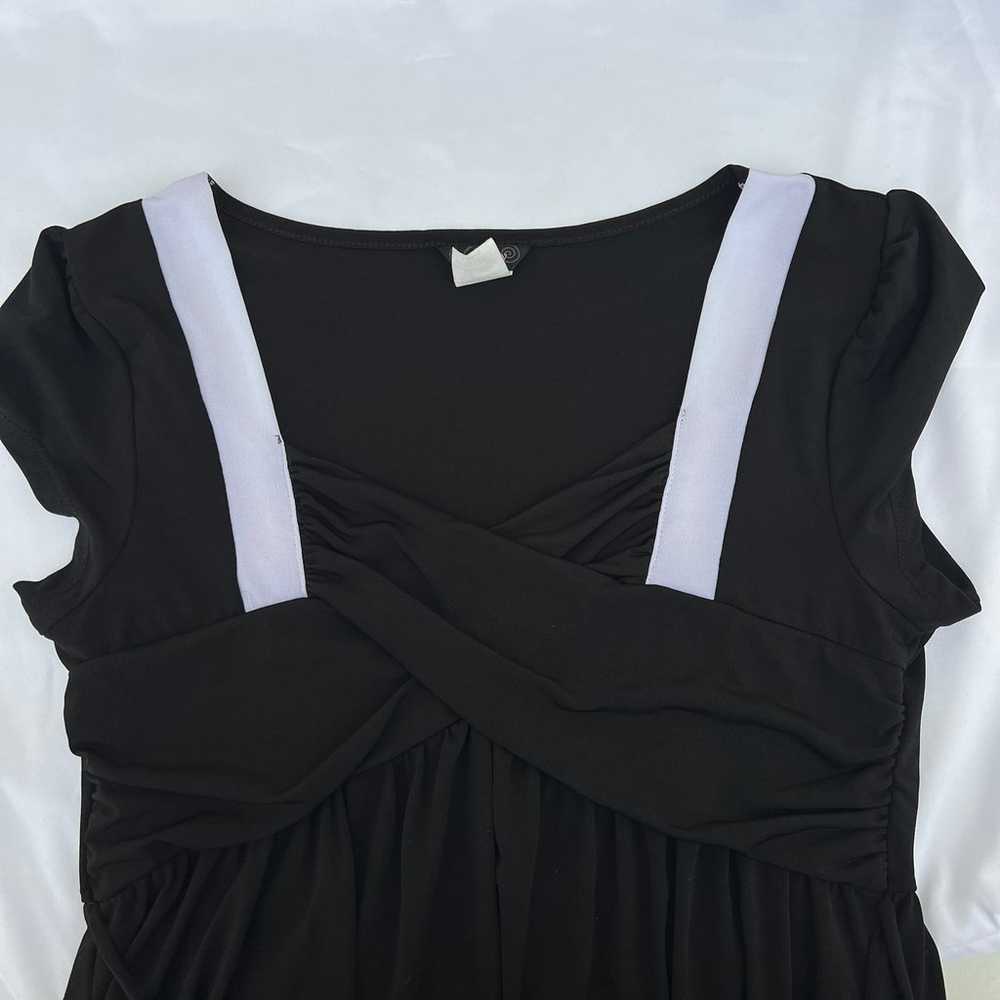 VTG 90s Anxiety Black and White Tie Back Short Sl… - image 4