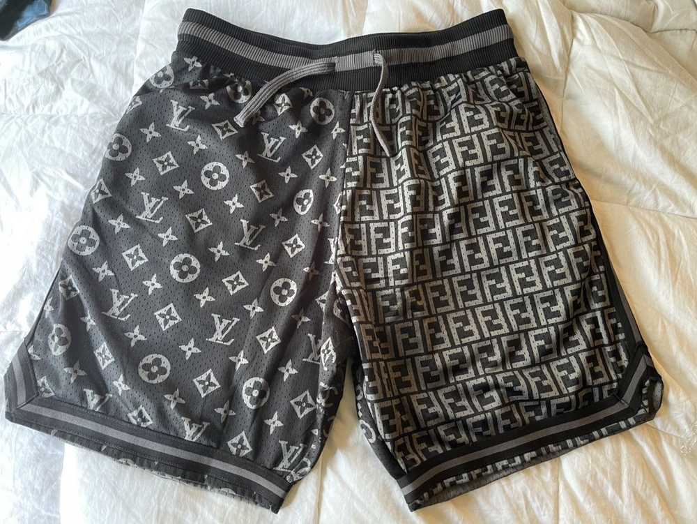 Market DS Chinatown Market Secret Club Shorts Guc… - image 1