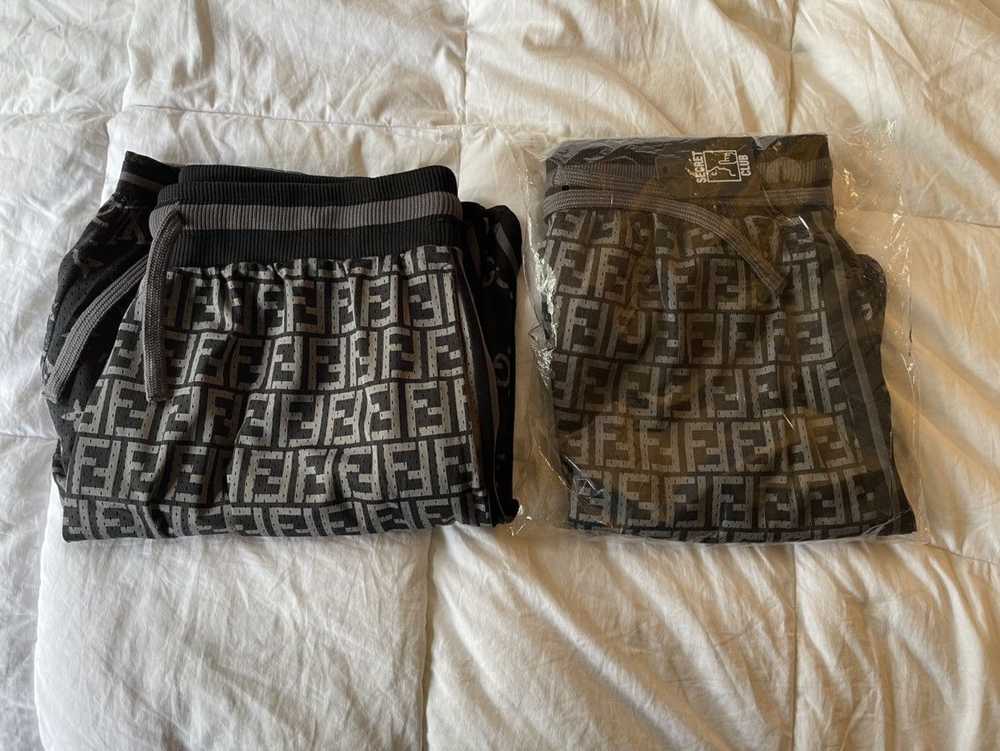 Market DS Chinatown Market Secret Club Shorts Guc… - image 3