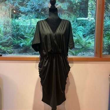 NWOT X-Large Black Dress V Neck Garterize