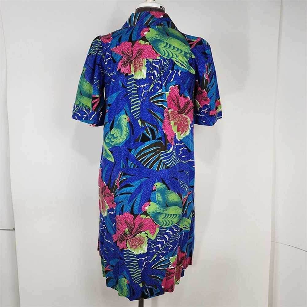 Vintage Hawaiian Dark Blue Button Front Parrot Pr… - image 5