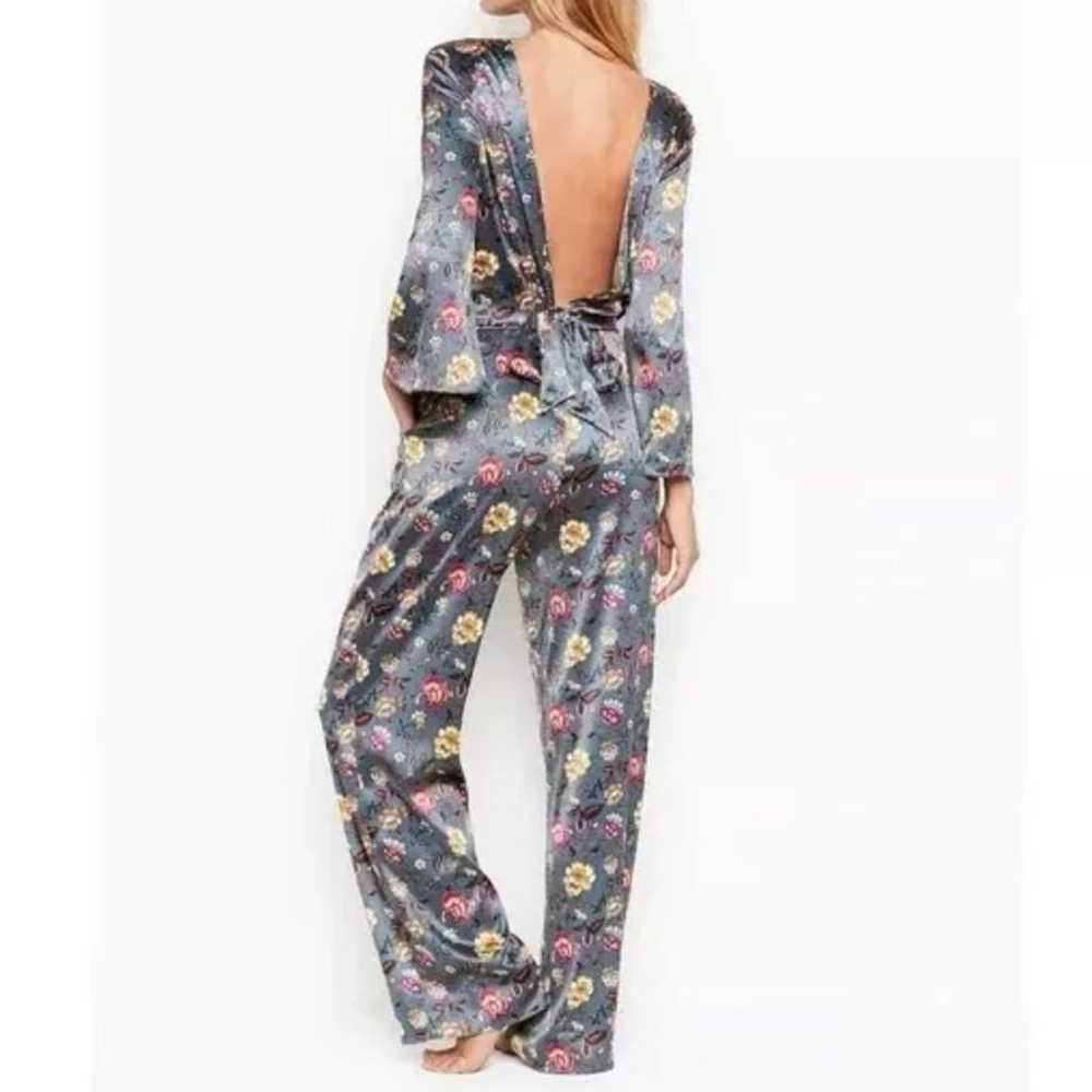 Victoria’s Secret Floral Print Satin Long Sleeve … - image 4