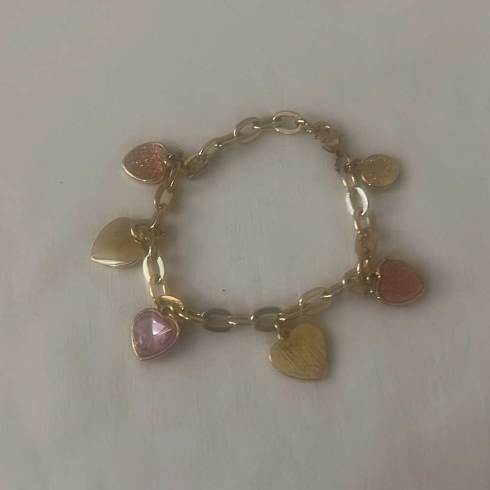 Liz Claiborne heart Charm Gold Bracelet OS - image 3