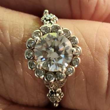 Lovely Diamonique vintage look floral halo ring 6 - image 1