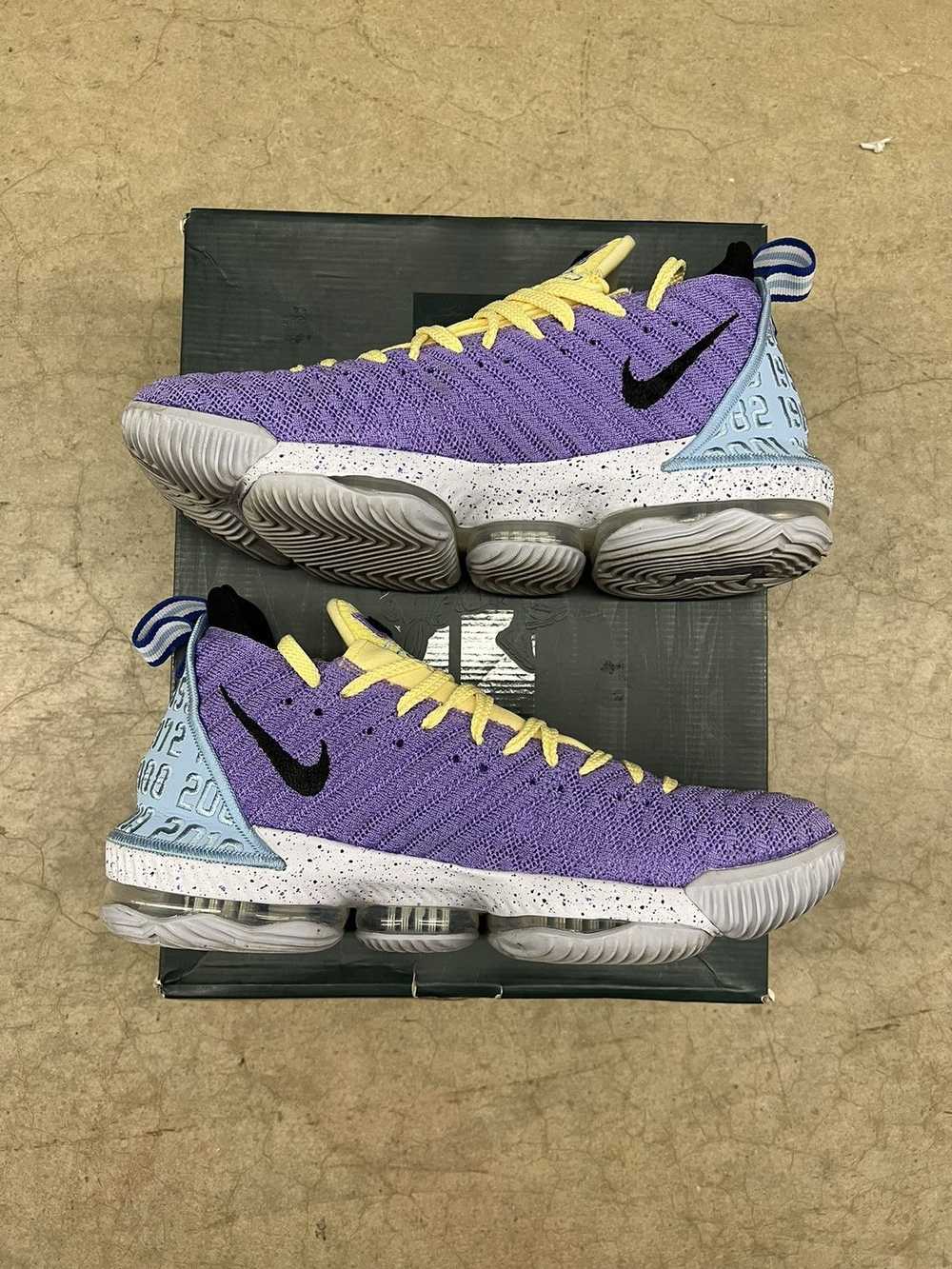 Nike Nike Lebron 16 Lakers Heritage Size 10.5 - image 3