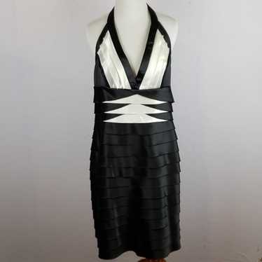 BCBGMAXAZRIA Black and White Layered Hal