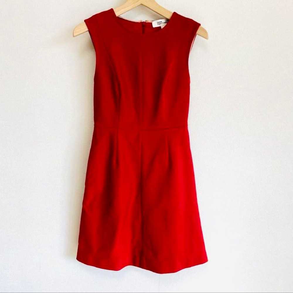 DIANE von FURSTENBERG red knee-length dress size … - image 2