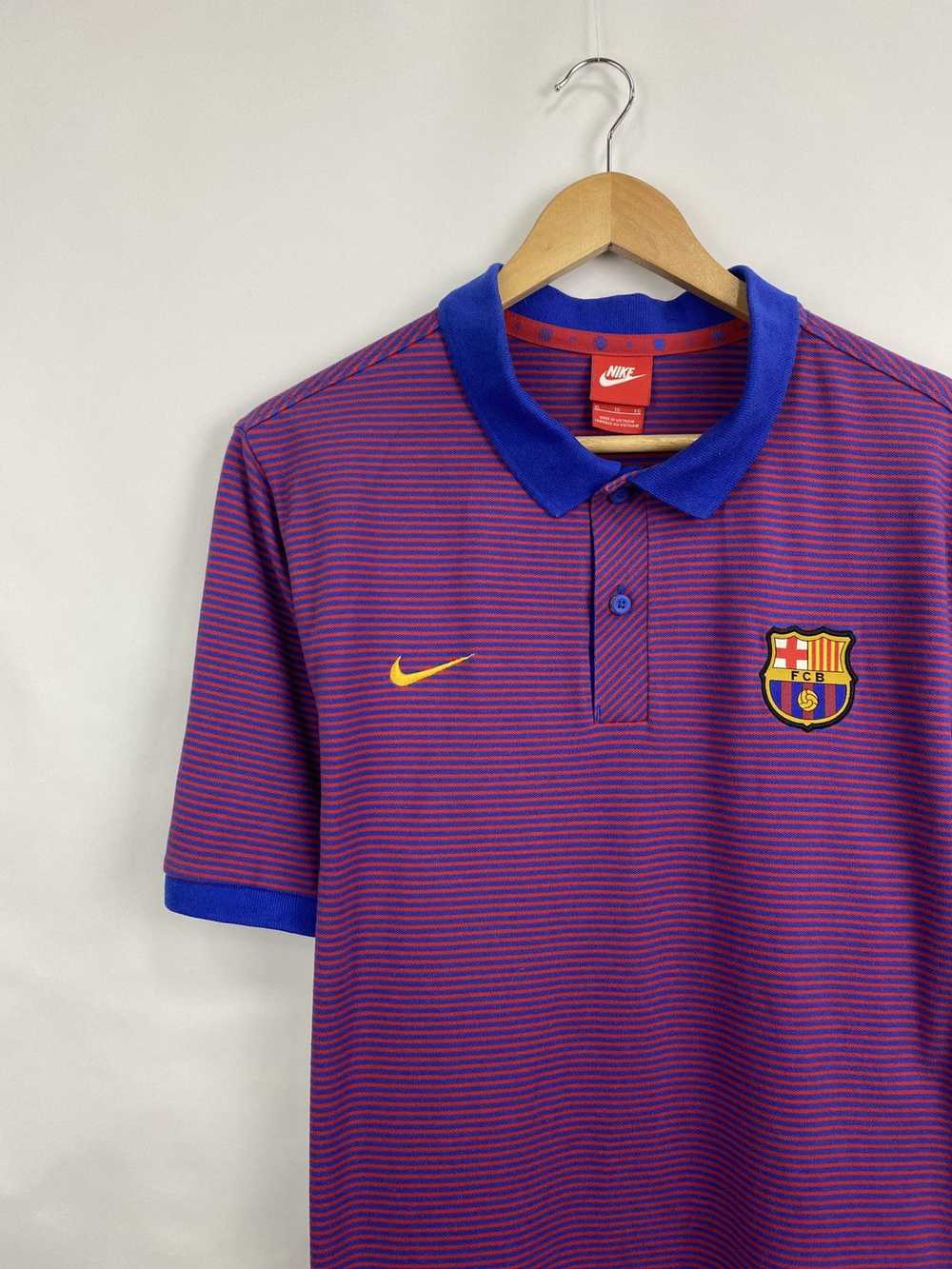 F.C. Barcelona × Nike × Soccer Jersey Vintage Y2K… - image 2