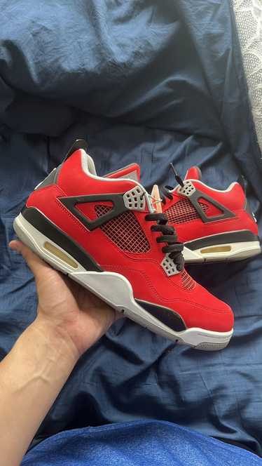 Jordan Brand × Nike Air Jordan 4 "Toro Bravo"