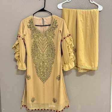 Pakistani Indian gorgeous kameez with dupatta - image 1