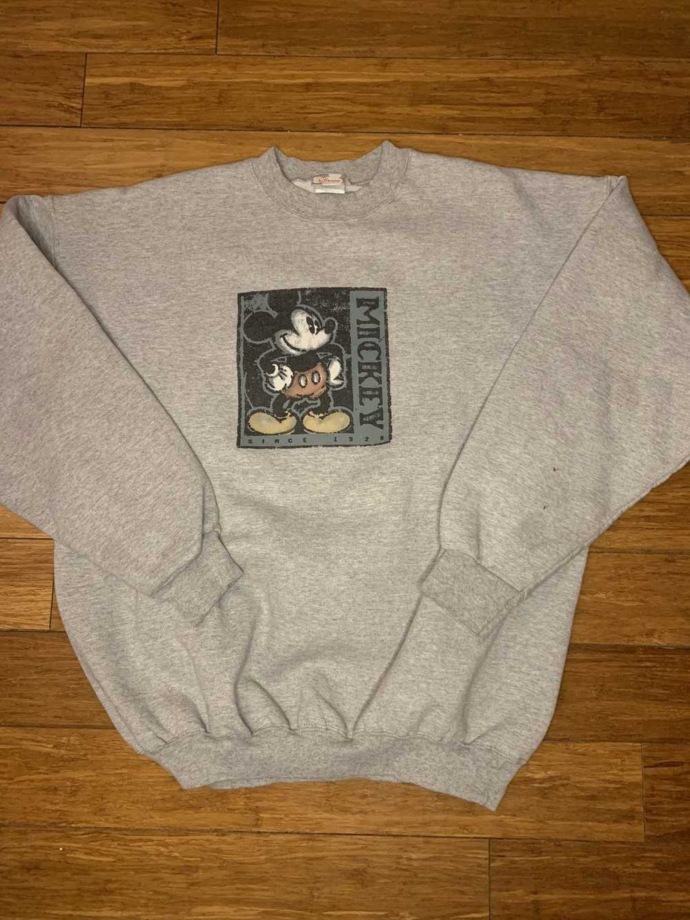 Disney × Vintage Vintage Mickey Mouse sweater - image 1