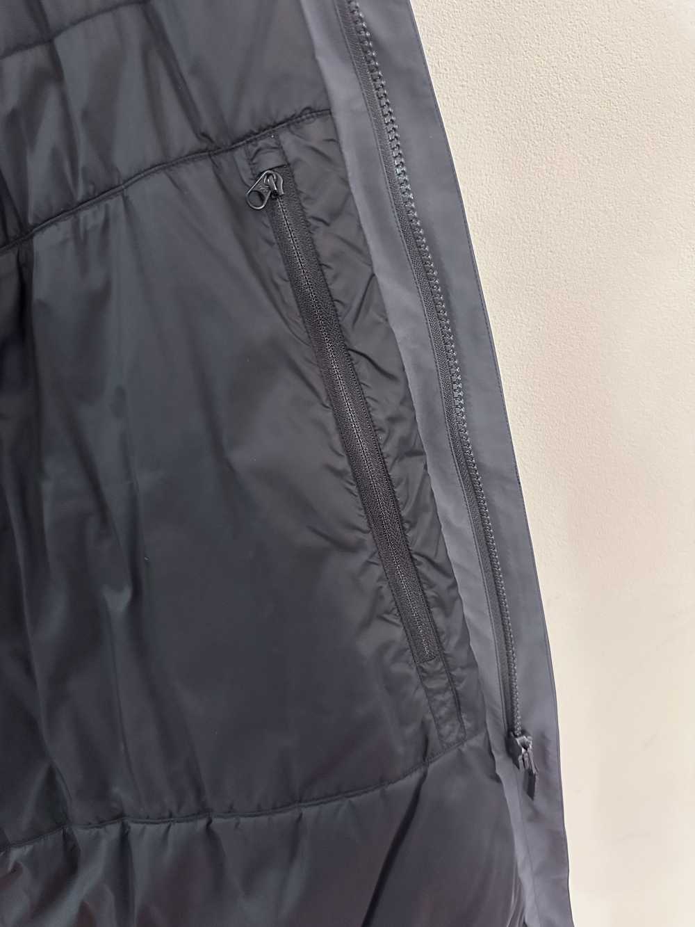 Arc'Teryx Veilance Veilance Insulated Field Jacket - image 10