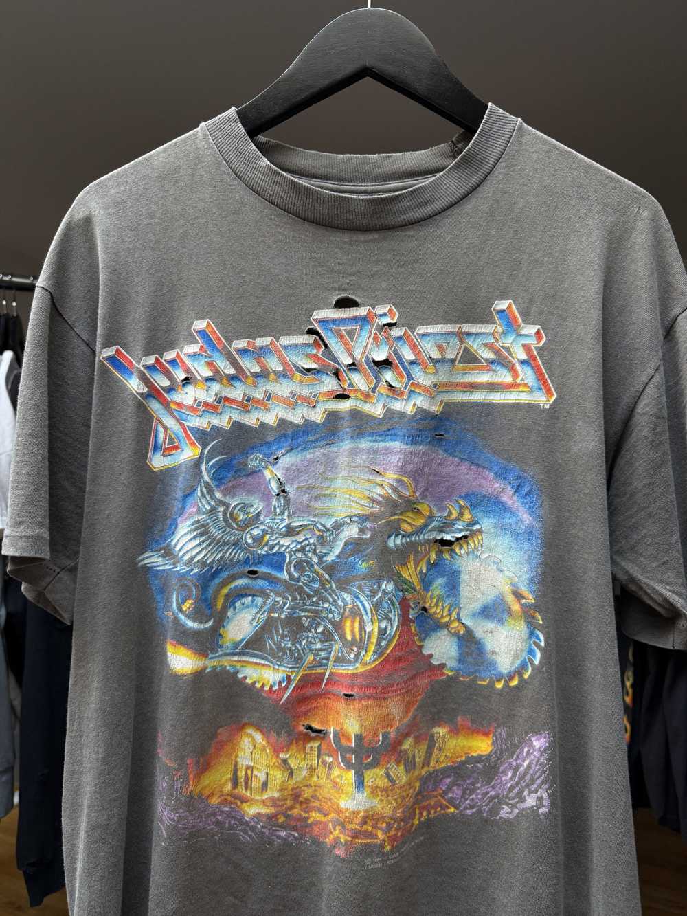 Band Tees × Vintage Vintage Judas Priest Band Tee… - image 3