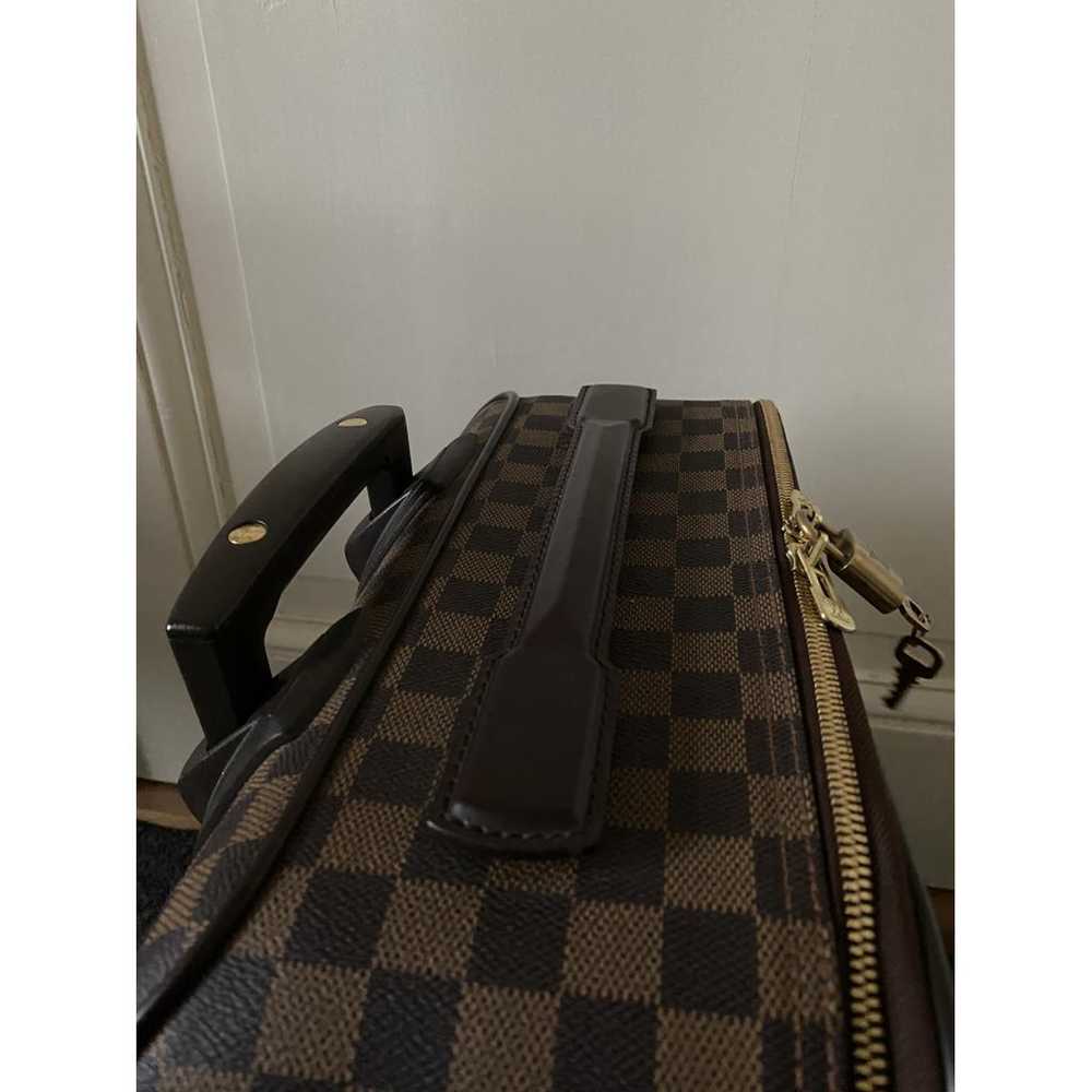 Louis Vuitton Pegase leather travel bag - image 10