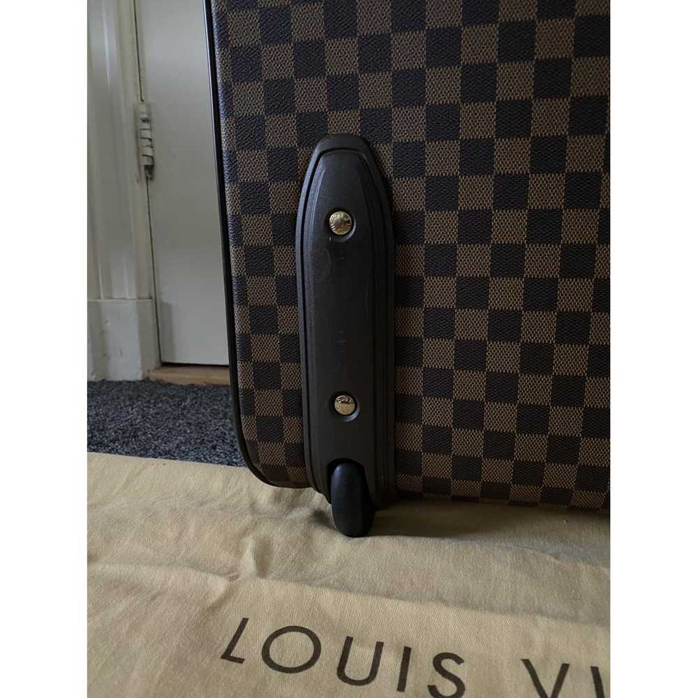 Louis Vuitton Pegase leather travel bag - image 9