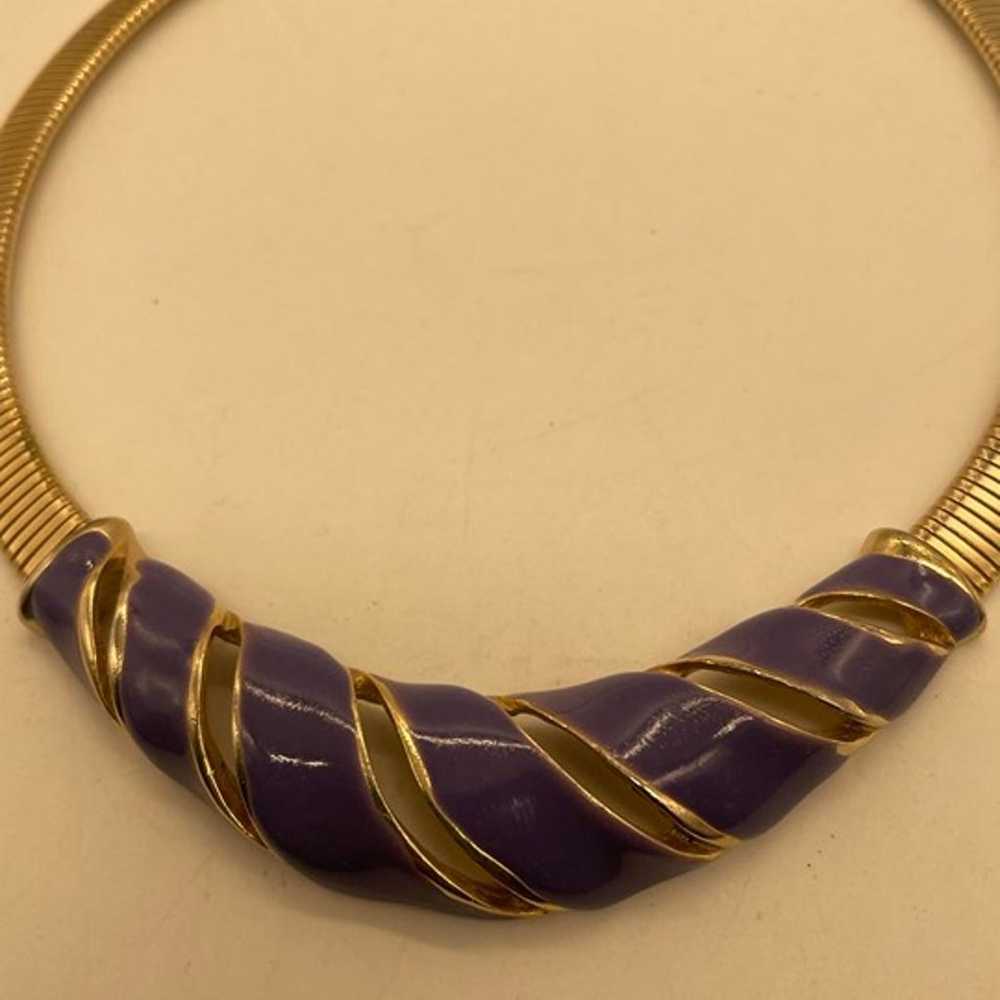 EUC Vintage Gold Tone Snake Chain Purple Enamel C… - image 3