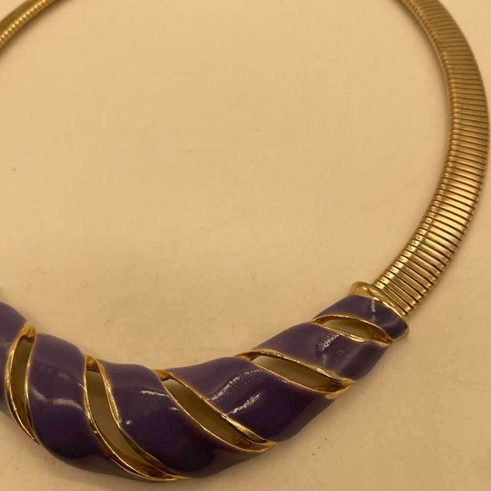 EUC Vintage Gold Tone Snake Chain Purple Enamel C… - image 4