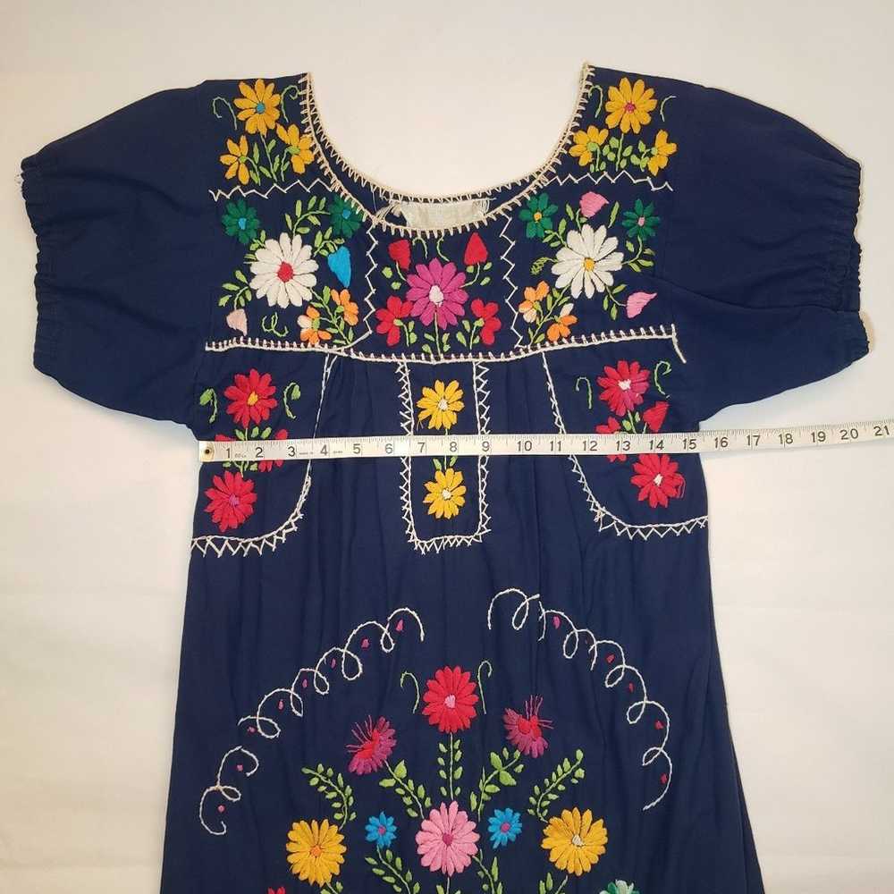 Vintage 70s navy hand embroidered floral Mexican … - image 4