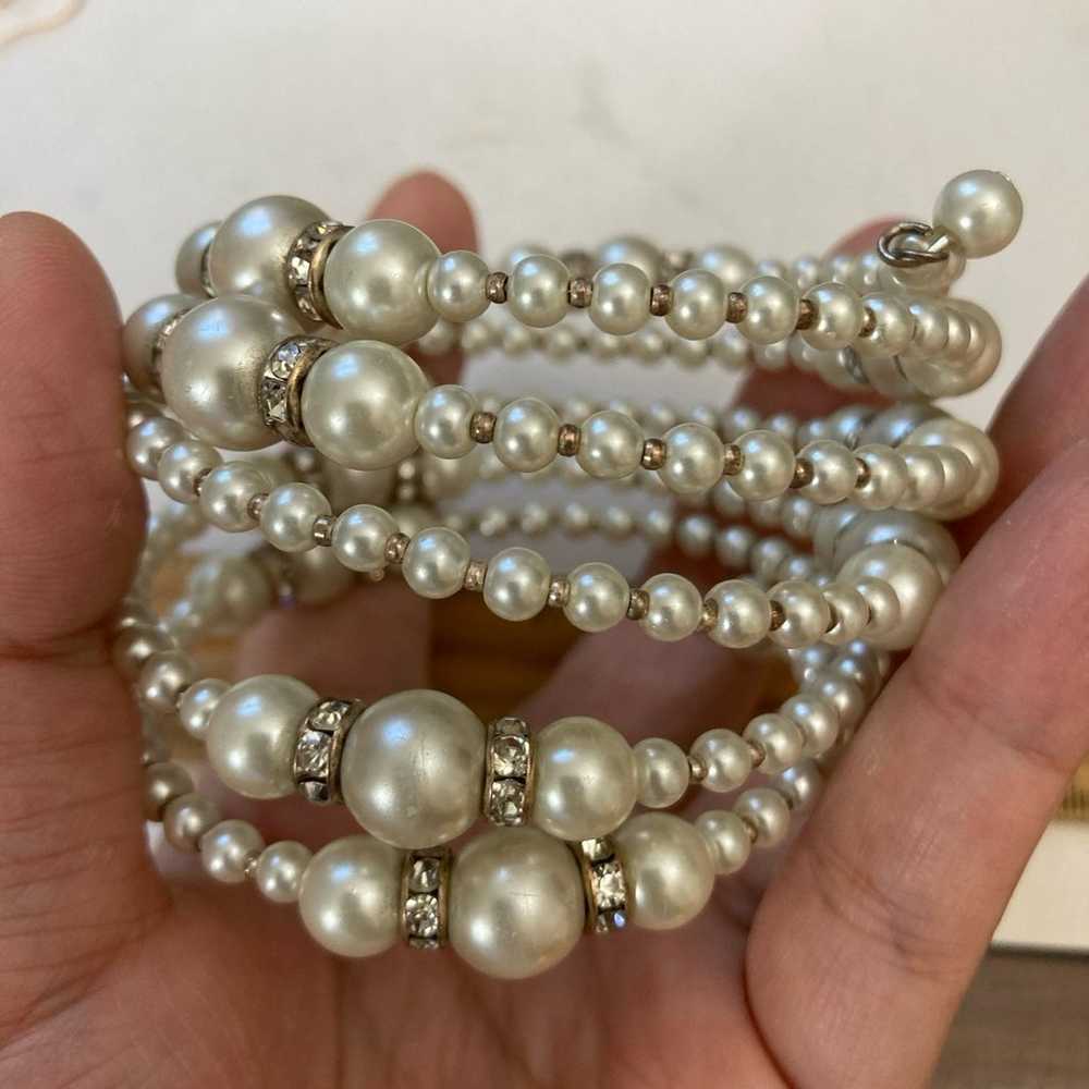 Vintage beautiful faux pearl and rhinestone space… - image 3