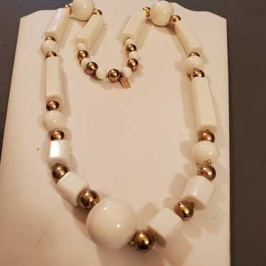 Kate spade vintage gold and white necklace - image 1