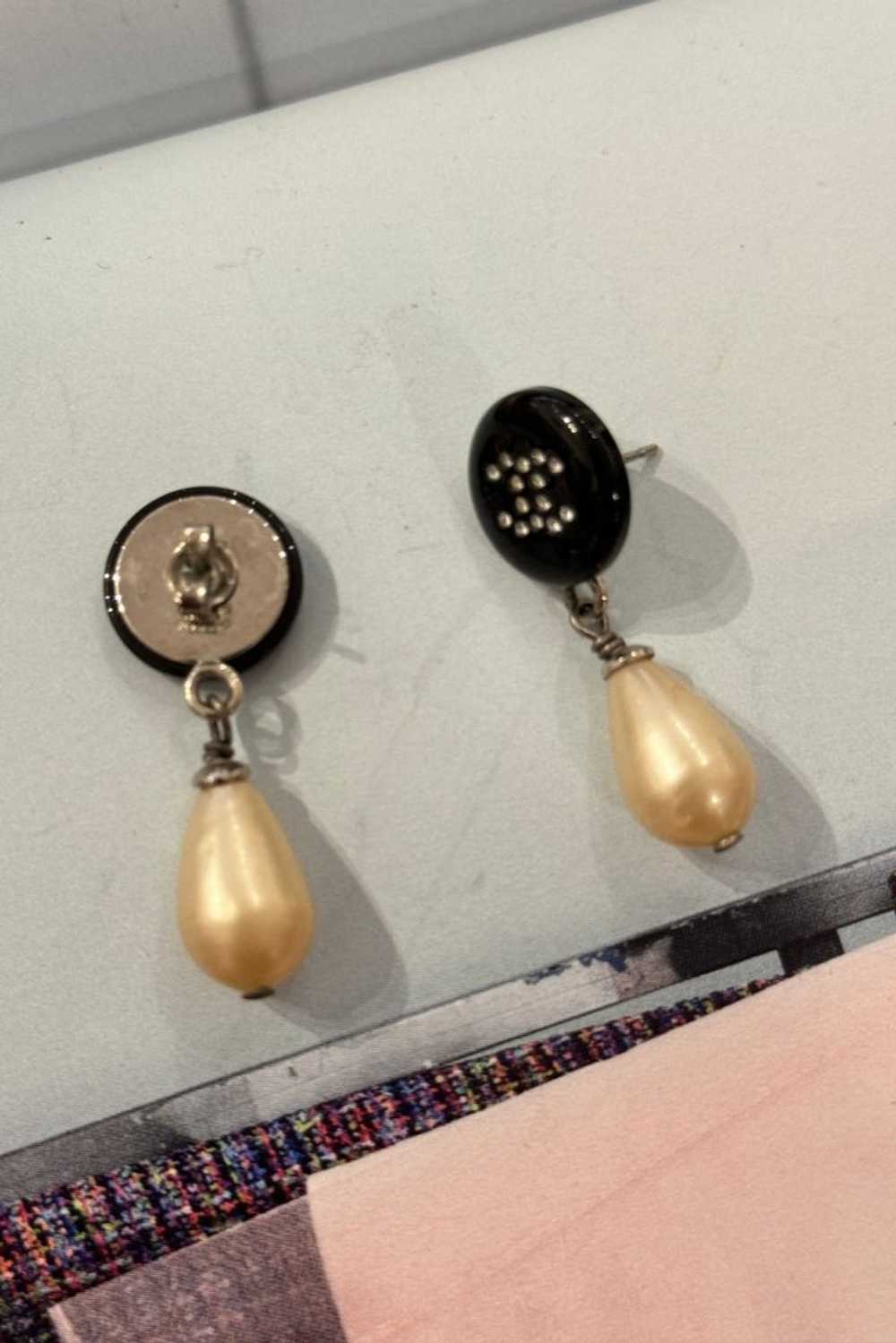 Chanel Rhinestone Pearl Earrings - image 5