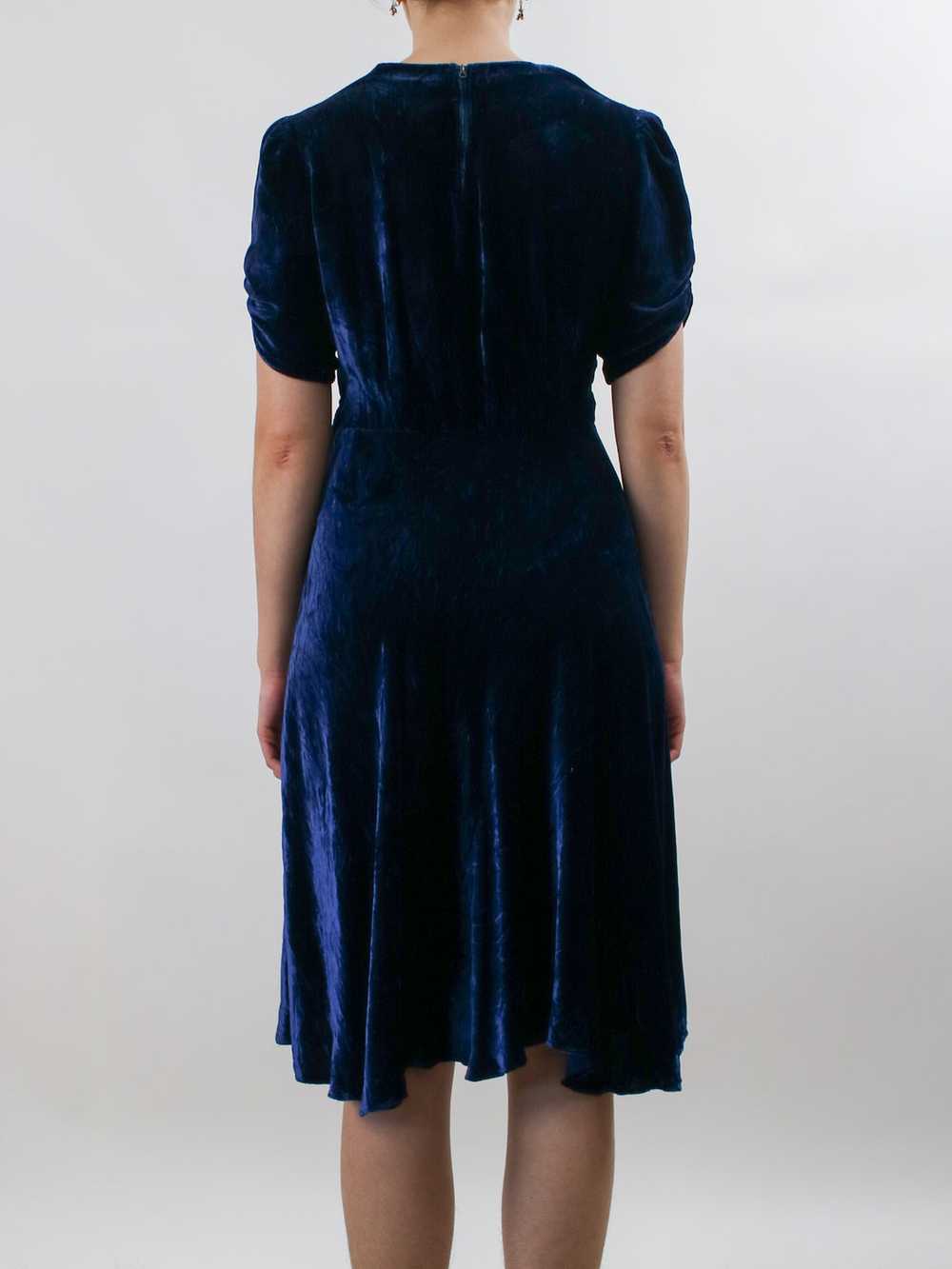 1930s Blue Velvet Cocktail Dress with Pink Studde… - image 6